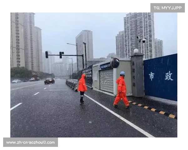 长春赛前暴雨致赛段受损 市政部门48小时内完成临时塑胶道铺设 长春赛前暴雨致赛段受损 市政部门48小时内完成临时塑胶道铺设