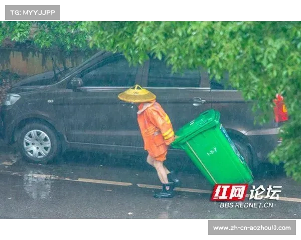 湖南巡回赛暴雨中坚守 韩笑笑防水笔记成焦点引关注 湖南巡回赛暴雨中坚守 韩笑笑防水笔记成焦点引关注